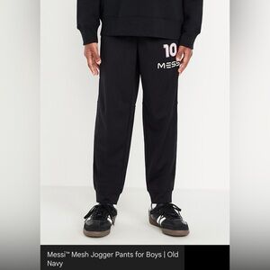 Messi Graphic Jogger Pants, Old Navy Black
Size: Large (10/12) NWT Unisex